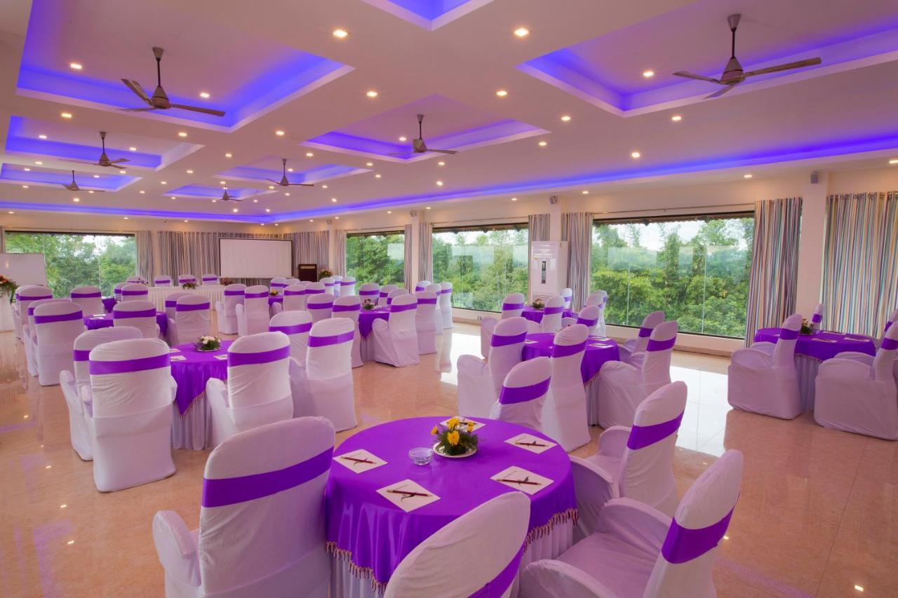คูร์ก คลิฟ รีสอร์ต Hotel Ammatti ภายนอก รูปภาพ